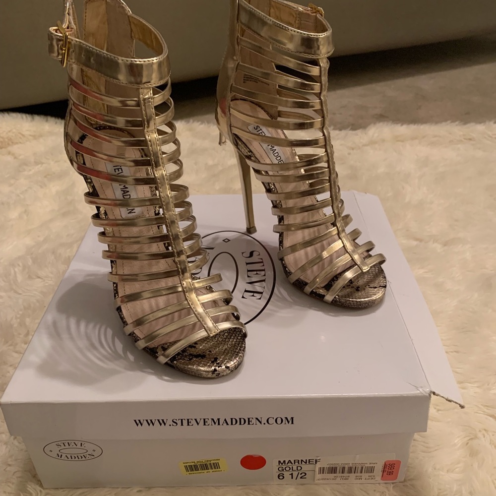 Gold Steve Madden heels